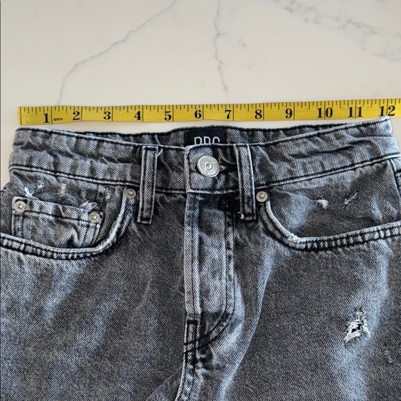 BDG Women's Distressed Summer Cutoff Grey Denim Shorts - Picture 6 of 7